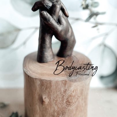 Bodycasting Friesland Lifecasting Drenthe Groningen Nederland Maak tastbare herinnering Liefde Love Afscheid Rouw Zelfdoding