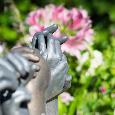 Bodycasting Friesland 3d handbeeld tastbare herinnering liefde love afscheid rouw kinderen ouders gips handbeelden